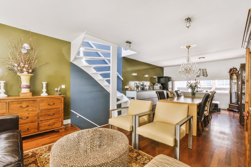 Sala de interior con estilo minimalista